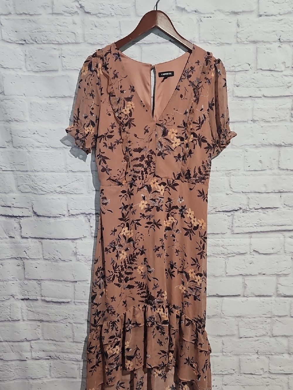 Express Mauve Floral Midi Dress with Floral Print, Ruffles